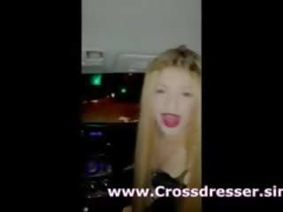 Provocative crossdressers pagtitipon